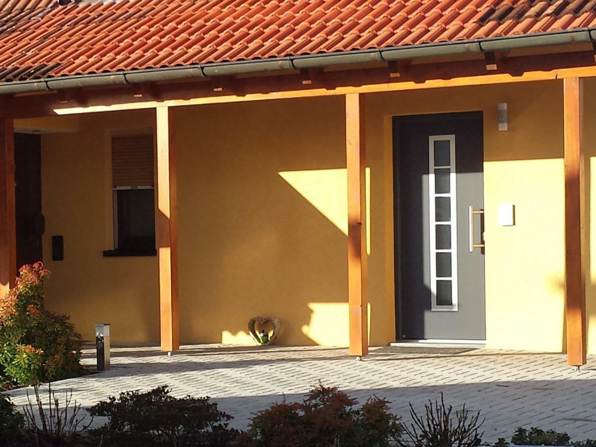 Caro'S Ferienwohnung Haard Exteriör bild